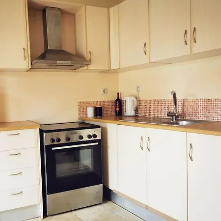 Apartment Leli House *